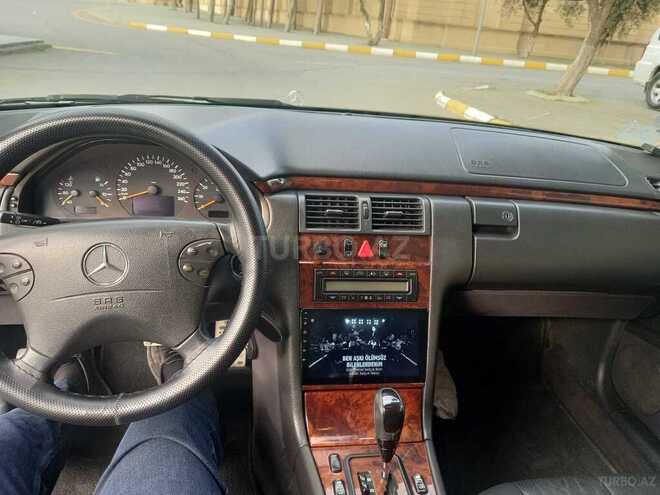 Mercedes E 240 2000, 415,000 km - 2.4 л - Bakı