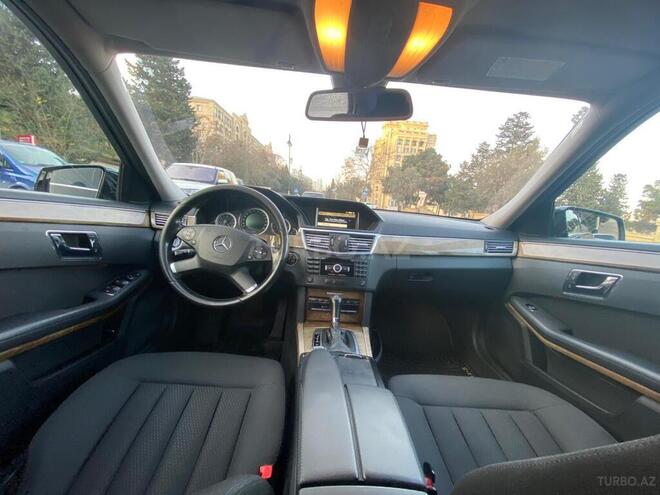 Mercedes E 220 2010, 247,000 km - 2.2 l - Bakı