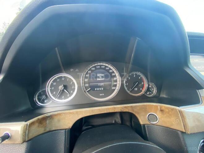 Mercedes E 220 2010, 247,000 km - 2.2 l - Bakı
