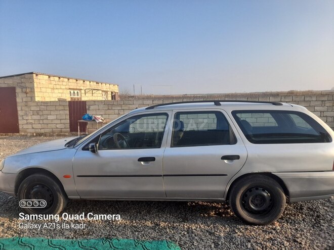 Ford Mondeo 1999, 955,659 km - 1.8 l - İmişli