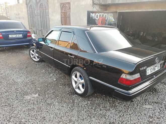 Mercedes E 220 1994, 400,000 km - 2.2 l - Sumqayıt