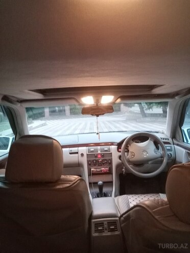 Mercedes E 230 1996, 303,456 km - 2.3 l - Cəlilabad