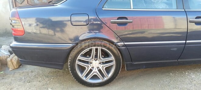 Mercedes C 230 1996, 444,000 km - 2.3 л - Bakı