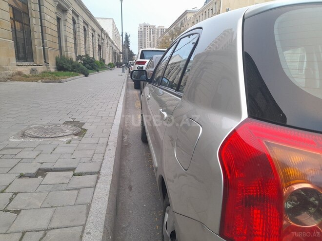 Toyota Corolla 2006, 125,000 km - 1.4 l - Bakı
