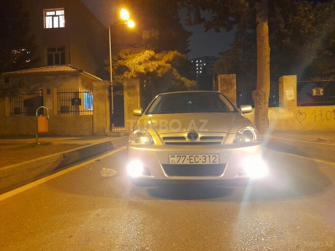 Toyota Corolla 2006, 125,000 km - 1.4 l - Bakı