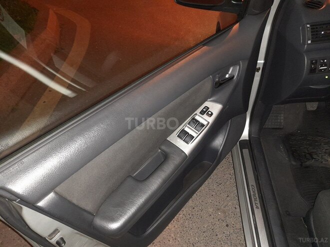 Toyota Corolla 2006, 125,000 km - 1.4 l - Bakı
