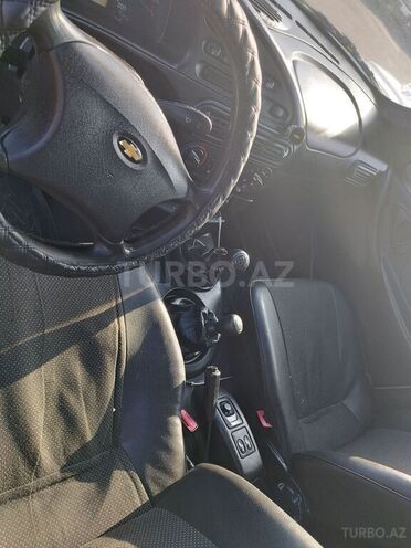 Chevrolet Niva 2008, 186,000 km - 1.7 l - Sabirabad