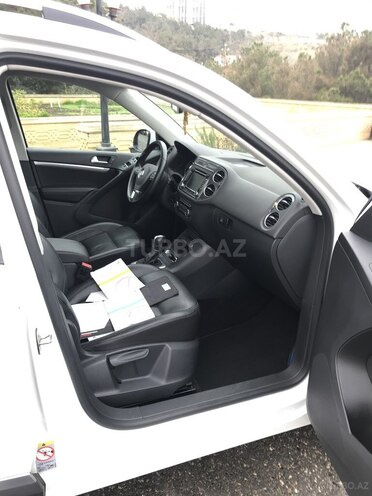 Volkswagen Tiguan 2015, 91,800 km - 2.0 l - Bakı