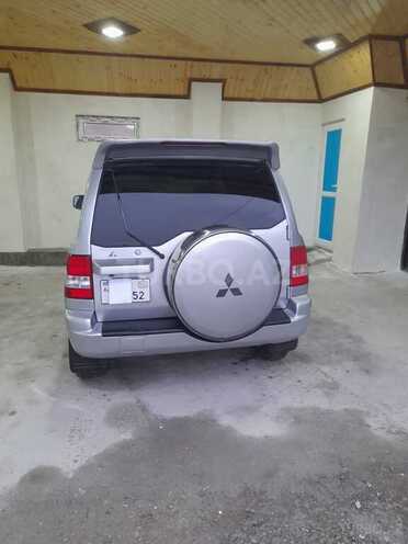 Mitsubishi Pajero io 2004, 197,570 km - 2.0 л - Bakı