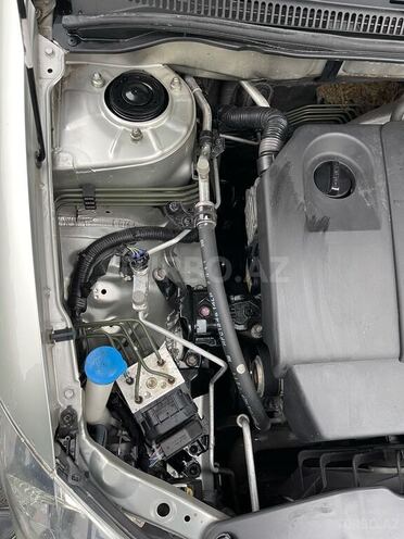 Toyota Corolla 2006, 166,300 km - 1.4 л - Bakı