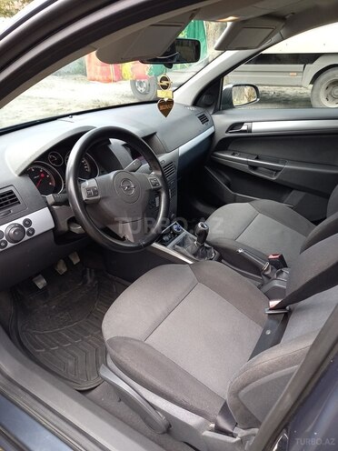 Opel Astra 2006, 280,500 km - 1.3 l - Balakən