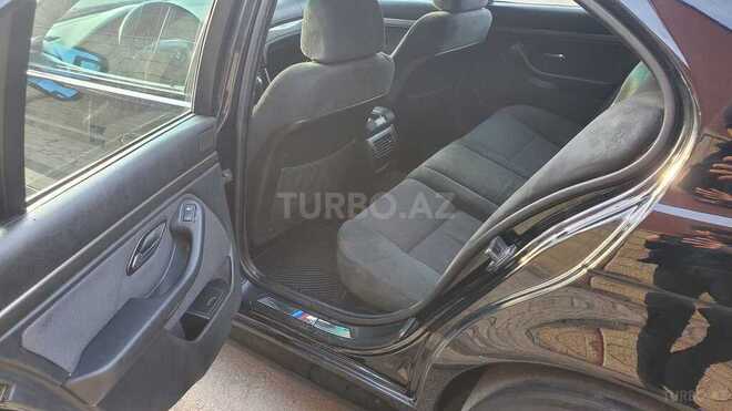 BMW 530 2000, 298,000 km - 3.0 л - Gəncə