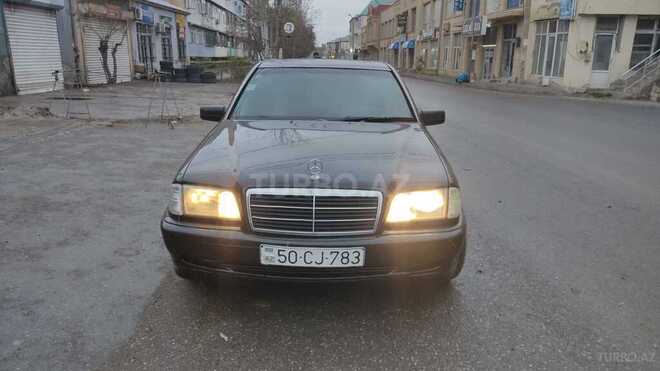 Mercedes C 220 1995, 450,000 km - 2.2 л - Sumqayıt
