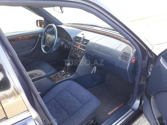Mercedes C 180 1997, 299,653 km - 1.8 l - Sumqayıt