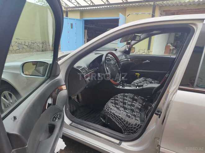 Mercedes E 220 2004, 419,036 km - 2.2 l - Bakı