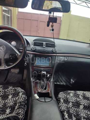 Mercedes E 220 2004, 419,036 km - 2.2 l - Bakı