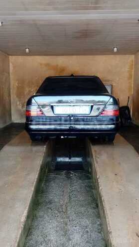 Mercedes E 300 1994, 485,800 km - 3.0 л - Bakı
