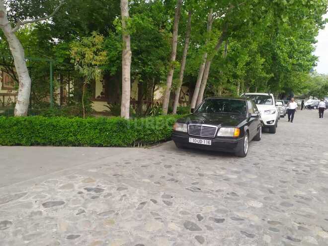 Mercedes E 300 1994, 485,800 km - 3.0 л - Bakı