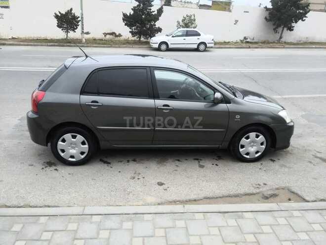 Toyota Corolla 2004, 275,000 km - 1.4 l - Bakı