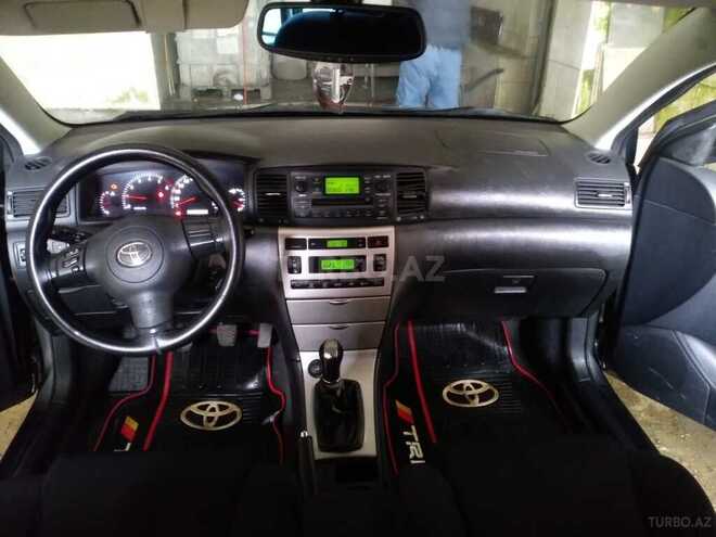 Toyota Corolla 2004, 275,000 km - 1.4 l - Bakı