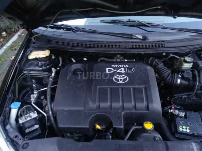 Toyota Corolla 2004, 275,000 km - 1.4 l - Bakı