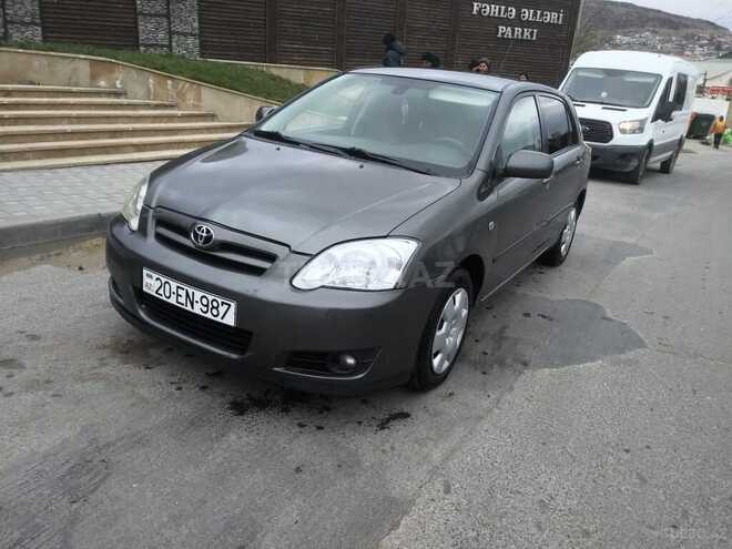 Toyota Corolla 2004, 275,000 km - 1.4 l - Bakı