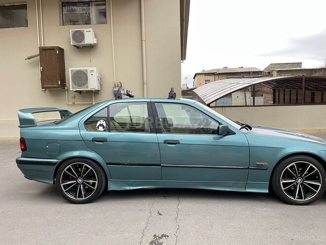 BMW 320 1994, 380,000 km - 2.0 л - Bakı
