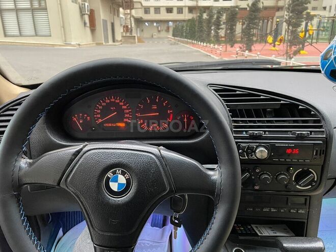 BMW 320 1994, 380,000 km - 2.0 л - Bakı