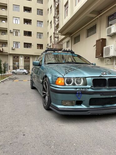 BMW 320 1994, 380,000 km - 2.0 л - Bakı