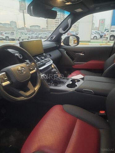 Toyota Land Cruiser 2021, 7,000 km - 3.5 l - Bakı