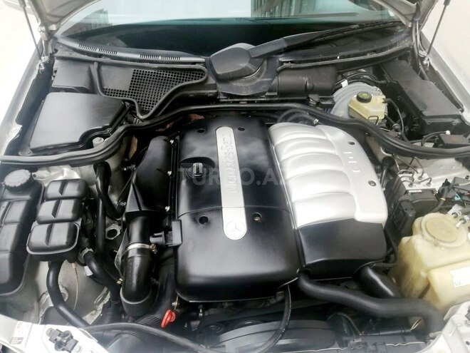 Mercedes E 270 2001, 380,000 km - 2.7 l - Bakı