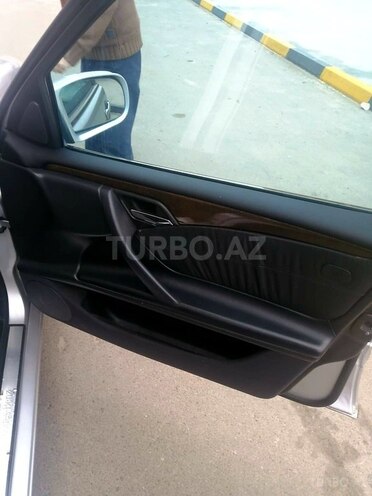 Mercedes E 270 2001, 380,000 km - 2.7 l - Bakı