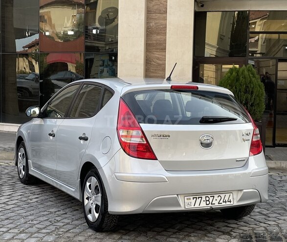 Hyundai i30 2010, 178,000 km - 1.6 l - Bakı