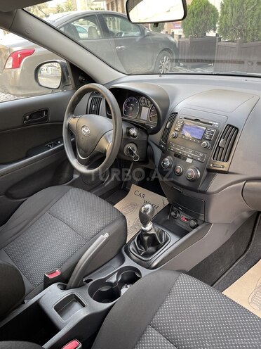 Hyundai i30 2010, 178,000 km - 1.6 l - Bakı