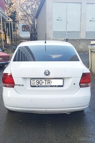 Volkswagen Polo 2013, 111,000 km - 1.6 l - Bakı