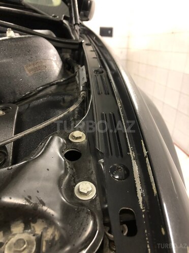 BMW 320 2003, 295,000 km - 2.0 l - Bakı