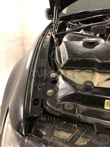 BMW 320 2003, 295,000 km - 2.0 l - Bakı