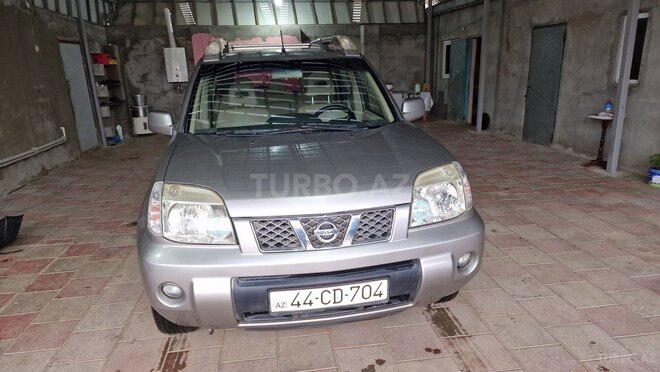 Nissan X-Trail 2006, 293,000 km - 2.5 л - Masallı