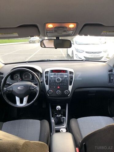 Kia Ceed 2009, 265,000 km - 1.6 l - Bakı