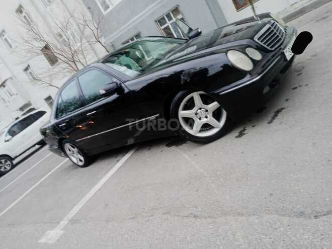 Mercedes E 240 2000, 290,000 km - 2.4 l - Bakı