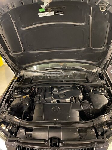 BMW 320 2005, 225,000 km - 2.0 l - Gəncə