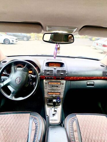 Toyota Avensis 2004, 282,000 km - 1.8 l - Bakı