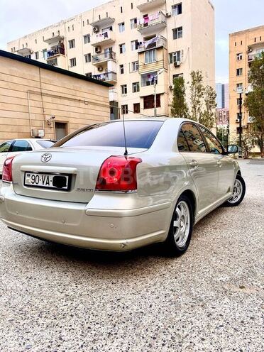 Toyota Avensis 2004, 282,000 km - 1.8 l - Bakı