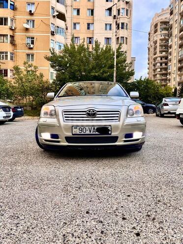 Toyota Avensis 2004, 282,000 km - 1.8 l - Bakı