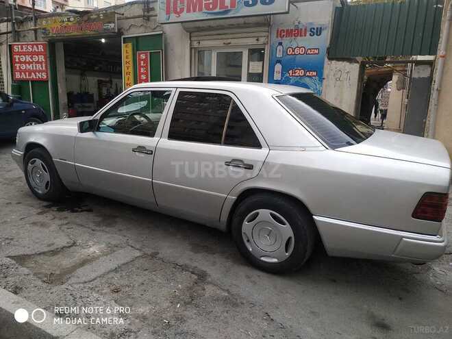 Mercedes E 200 1993, 809,427 km - 2.0 l - Bakı