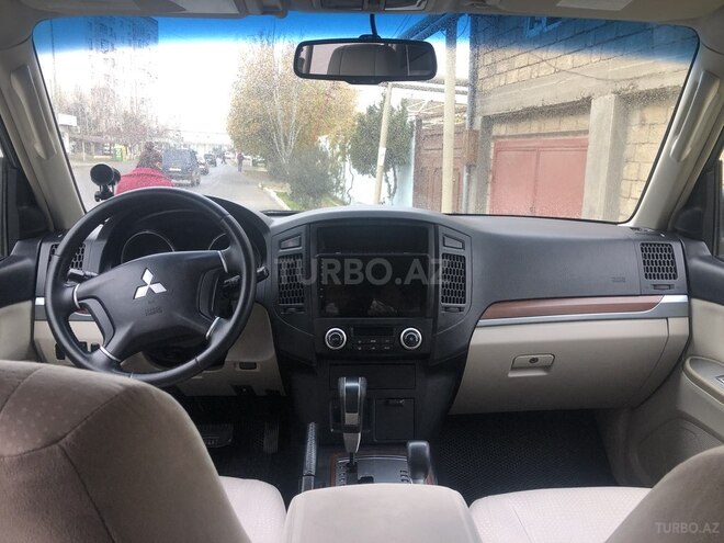 Mitsubishi Pajero 2007, 245,000 km - 0.3 l - Sumqayıt