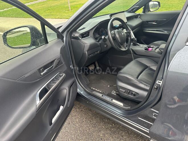 Toyota Venza 2021, 20,600 km - 2.5 l - Bakı