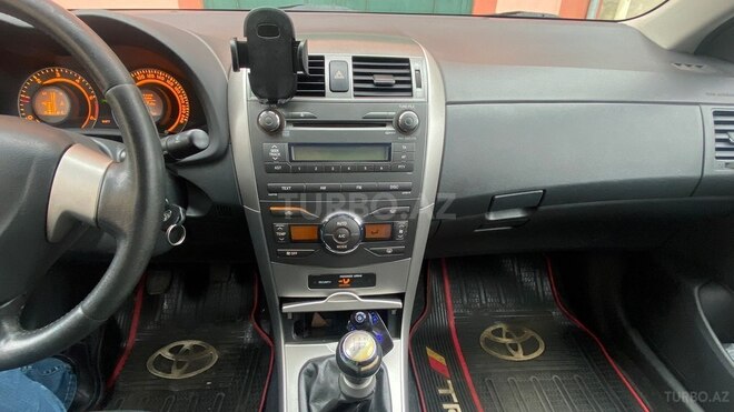 Toyota Corolla 2008, 134,603 km - 1.4 l - Bakı