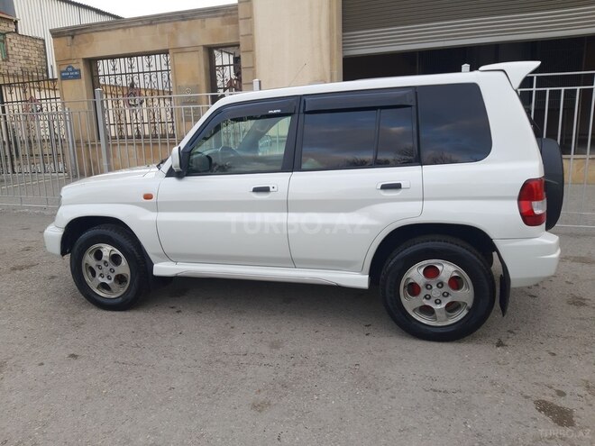 Mitsubishi Pajero io 2000, 288,860 km - 1.8 л - Bakı