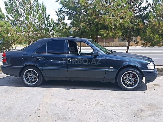 Mercedes C 180 1996, 172,000 km - 1.8 л - Şirvan